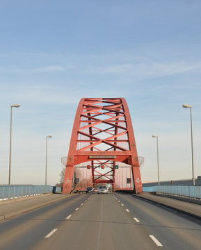 Br&uuml;cke der Solidarit&auml;t in Duisburg, Germany