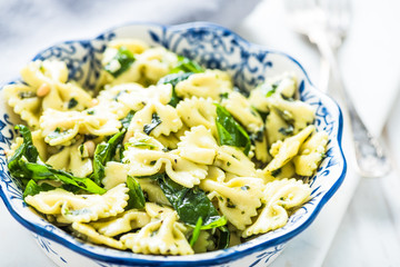 Pasta and spinach healthy meal