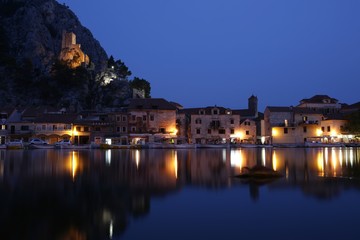 Fototapeta premium nocna rzeka