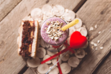 Smoothies with blackberries.
for my valentine