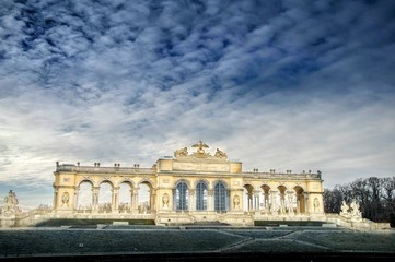 Naklejka premium Gloriette am Abend
