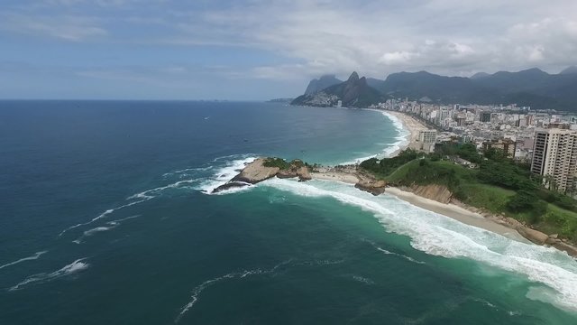 Fly over Arpoador - Rio de Janeiro 60 fps