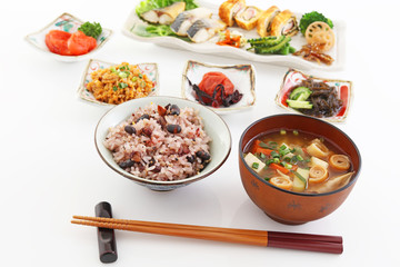 おいしそうな和風定食