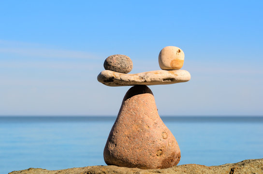 Sustained balance of stones