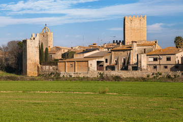 Fototapeta na wymiar Medieval village of Peratallada
