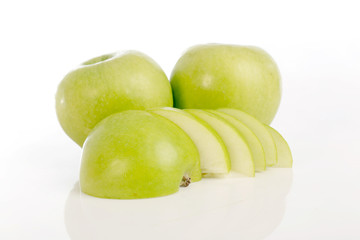Green apple, isolated on white background,selectice focus