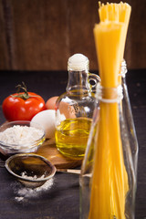 spaghetti in bottle