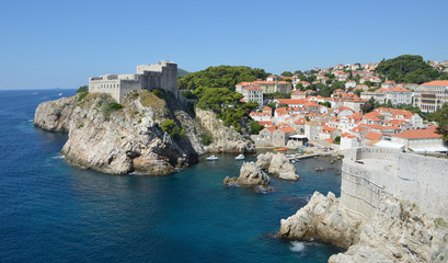 Fototapeta na wymiar Dubrovnik City Wall & Fort Lovrijenac from wall