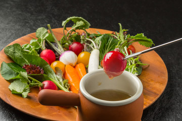 バーニャカウダ　イタリアのグルメ　Bagna cauda Italian gourmet