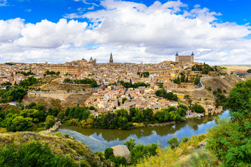Fototapeta na wymiar Toledo, Spain Skyline