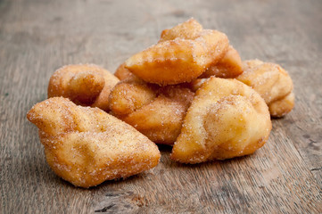 bugnes, beignets traditionels alsaciens