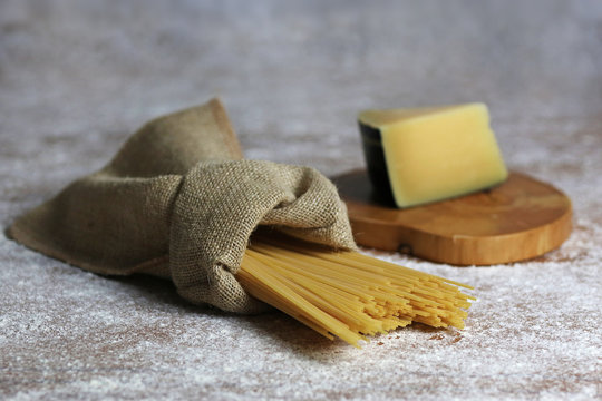 Italian Pasta In Canvas Bag With Parmesan Cheese