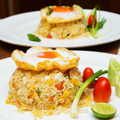Fried rice with crab © subinpumsom