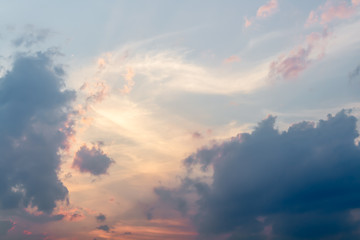 Fototapeta na wymiar Beautiful of sunset with cloud
