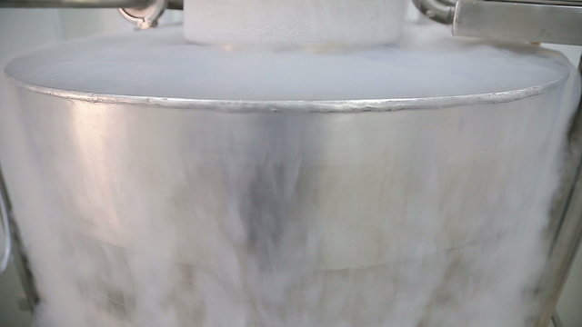 Stainless steel dewar barrel 
