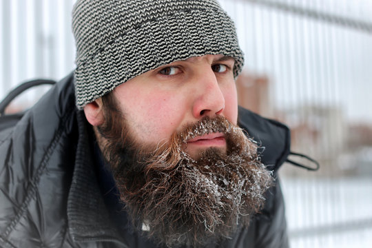 bearded man hat winter