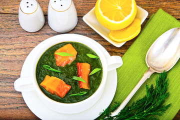 Mashed Spinach Soup with Salmon