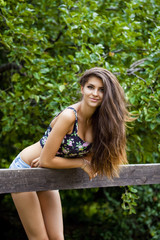 Naklejka premium Portrait of a beautiful woman in sexy shorts