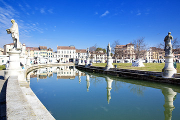 Fototapeta premium Prato della Valle in Padua, Veneto, Italy.