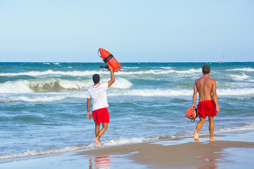 Salvamento y socorrismo, socorristas en la Playa de Gandia, Valencia