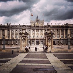 Fototapeta na wymiar Königspalast in Madrid