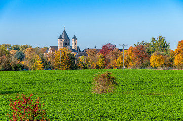 Naklejka premium 5713 Herbst am Kloster