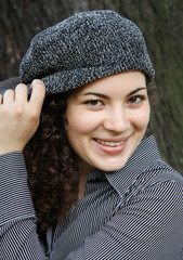 Ragazza con basco