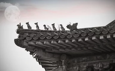 Rolgordijnen Old roofs of the Forbidden city and a big moon in Beijing © Savvapanf Photo ©