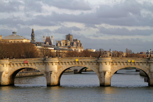 La Seine et le Pont Neuf 