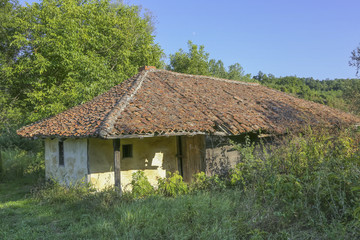Fototapeta na wymiar Old house in Serbia