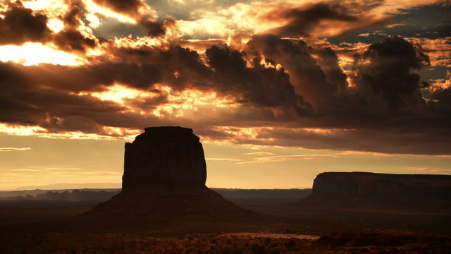 Monument Valley Sunrise 16 Timelapse Clouds USA