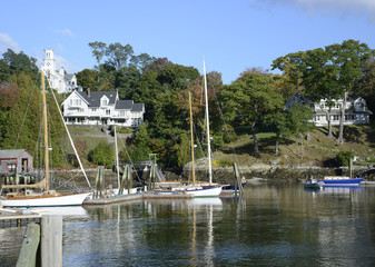 Fototapeta na wymiar boats in the Rockport Marine Harbor in Maine