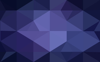Obraz premium Dark purple polygonal design pattern, which consist of triangles and gradient in origami style.