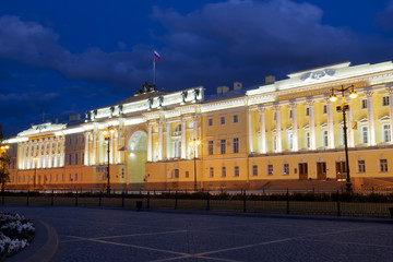 Fototapeta na wymiar Night St. Petersburg. The building of the constitutional court of the Russian Federation and the library named after B. N. Yeltsin. on the Senate square