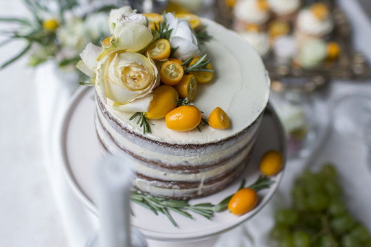 Lemon Meringue Cake for an Autumnal Sunset Wedding Picnic — Teaspoon of Love