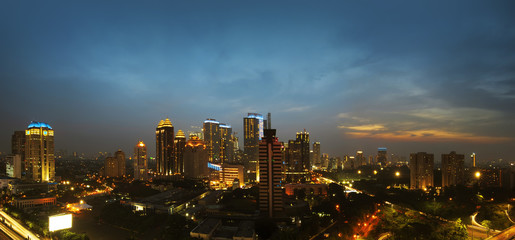 Fototapeta na wymiar Jakarta city at night