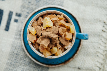 каша с фруктами и орехами