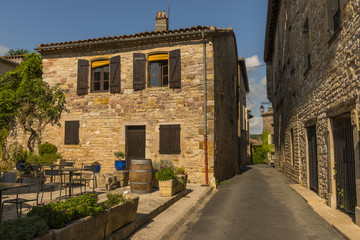 Puycelsi, village médiéval et bastide du Tarn