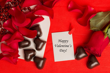 Tag Happy Valentine's Day with red roses and candies