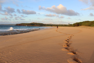 Caminando en Molokai-Hawaii
