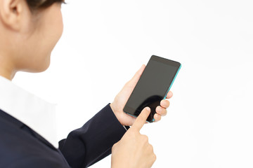 スマートフォンを持つ女性