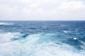 Fototapeta na wymiar Blue Ocean Wave