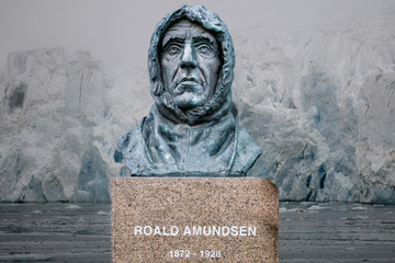Roald Amundsen Statue in Svalbard Spitzbergen