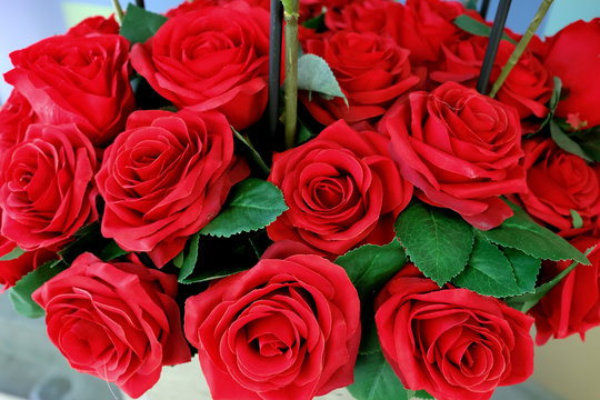 artificial red roses bouquet