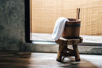 Fototapeta na wymiar Onsen series : Wooden bucket