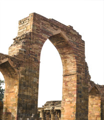 column arches, historical place Kutb - Minar