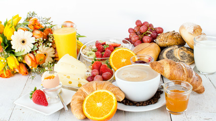 Good morning: healthy, delicious breakfast to enjoy :) - 101637665