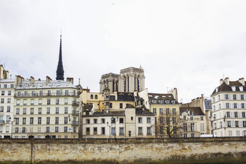 Fototapeta na wymiar Quay Paris.