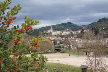 vue sur le village de Lamastre