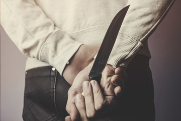 man hand knife